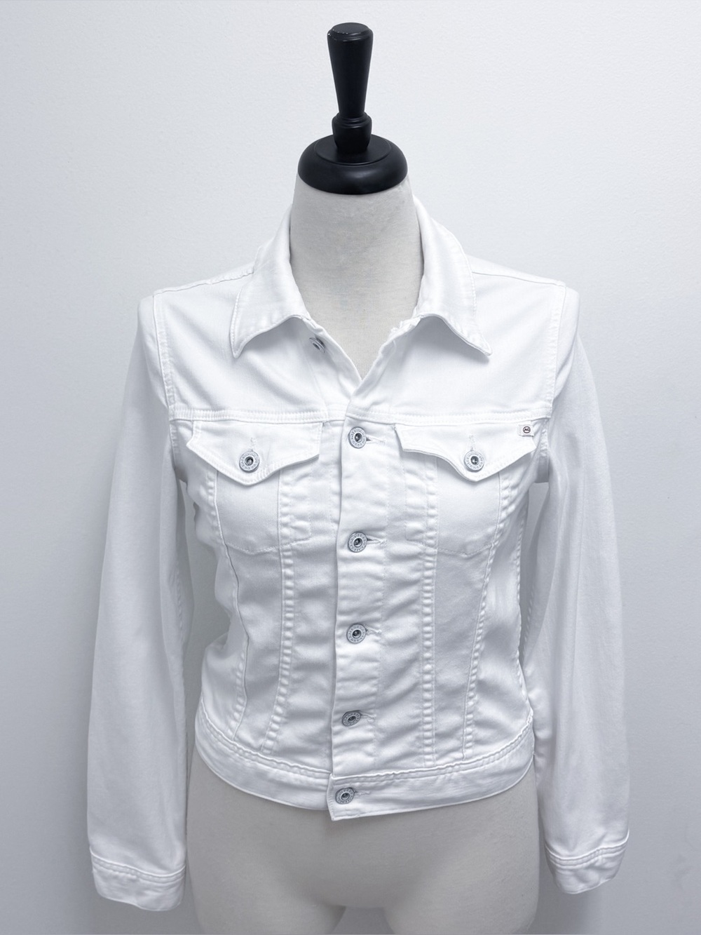 Adriano Goldschmied White Slim Fit Short Robyn White Button Denim Jacket Medium